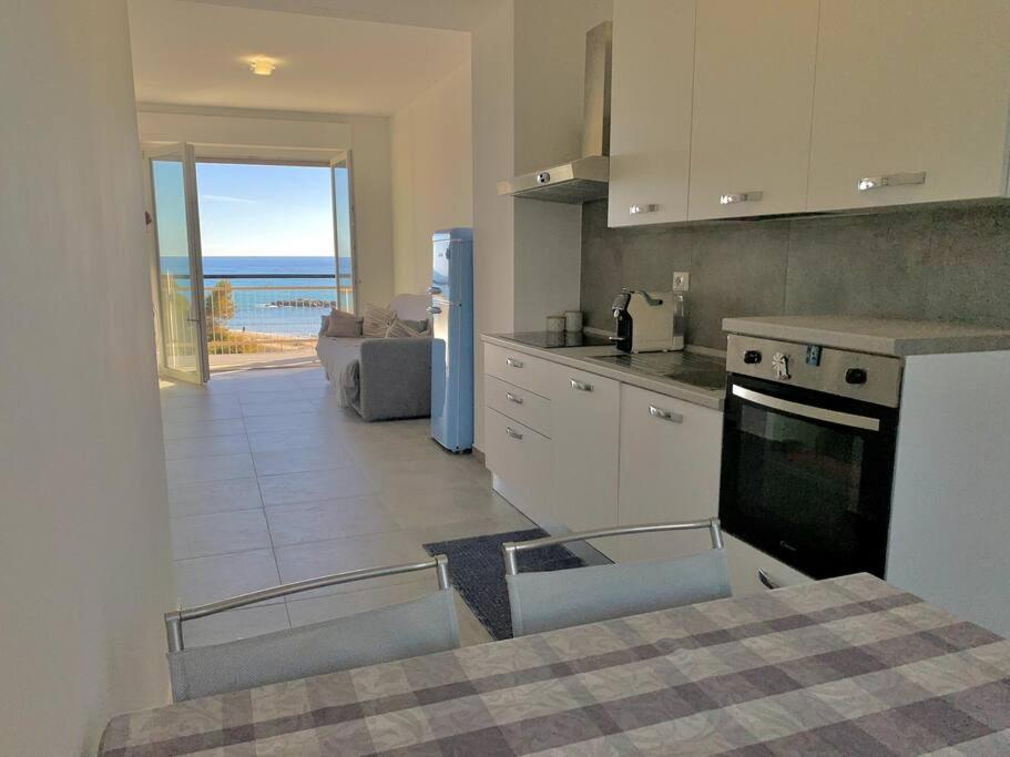 10 Min. Da Sanremo Appartamento Vista Mare ตัจจา ภายนอก รูปภาพ